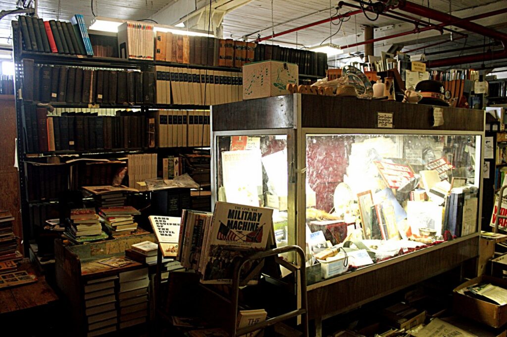 Interview with JOHN KING, owner of John K. King Used & Rare Books in Detroit - 020