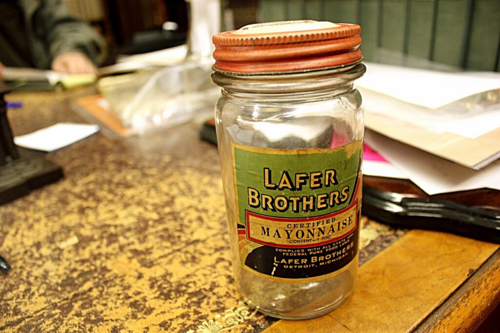 Interview with JOHN KING, owner of John K. King Used & Rare Books in Detroit - 090