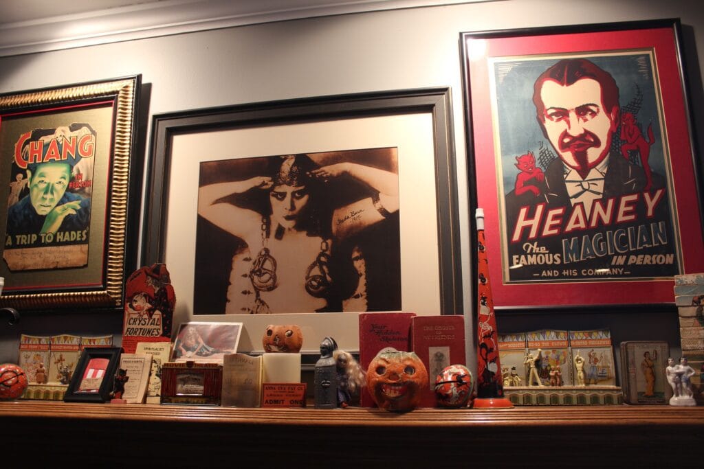 Detroit collector Tracy Aldrich & her one-of-a-kind collection: monsters, magic, vintage toys, books, art, spookshow memorabilia, and more! Image 36 Detroit collector Tracy Aldrich & her one-of-a-kind collection: monsters, magic, vintage toys, books, art, spookshow memorabilia, and more! - IMG 8026