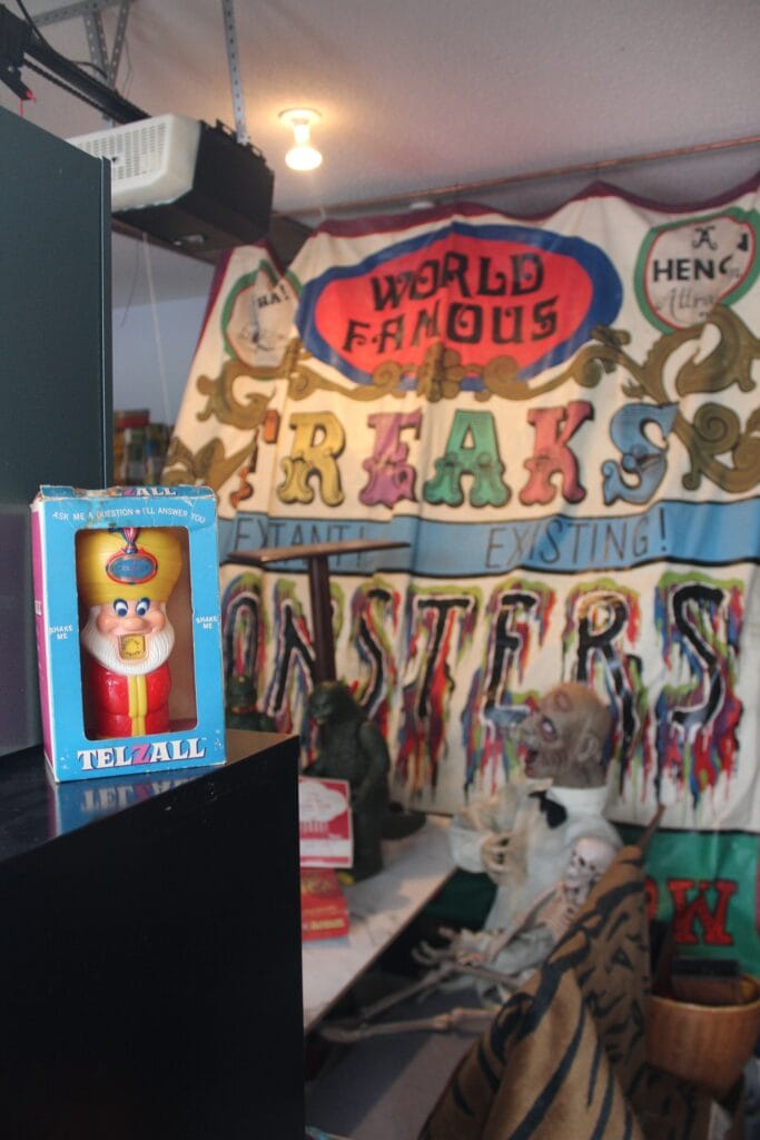 Detroit collector Tracy Aldrich & her one-of-a-kind collection: monsters, magic, vintage toys, books, art, spookshow memorabilia, and more! Image 66 Detroit collector Tracy Aldrich & her one-of-a-kind collection: monsters, magic, vintage toys, books, art, spookshow memorabilia, and more! - IMG 8115